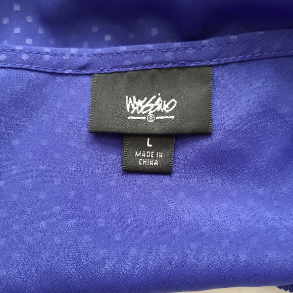 Mossimo Flutter sleeve top size large - Picture 3 of 4